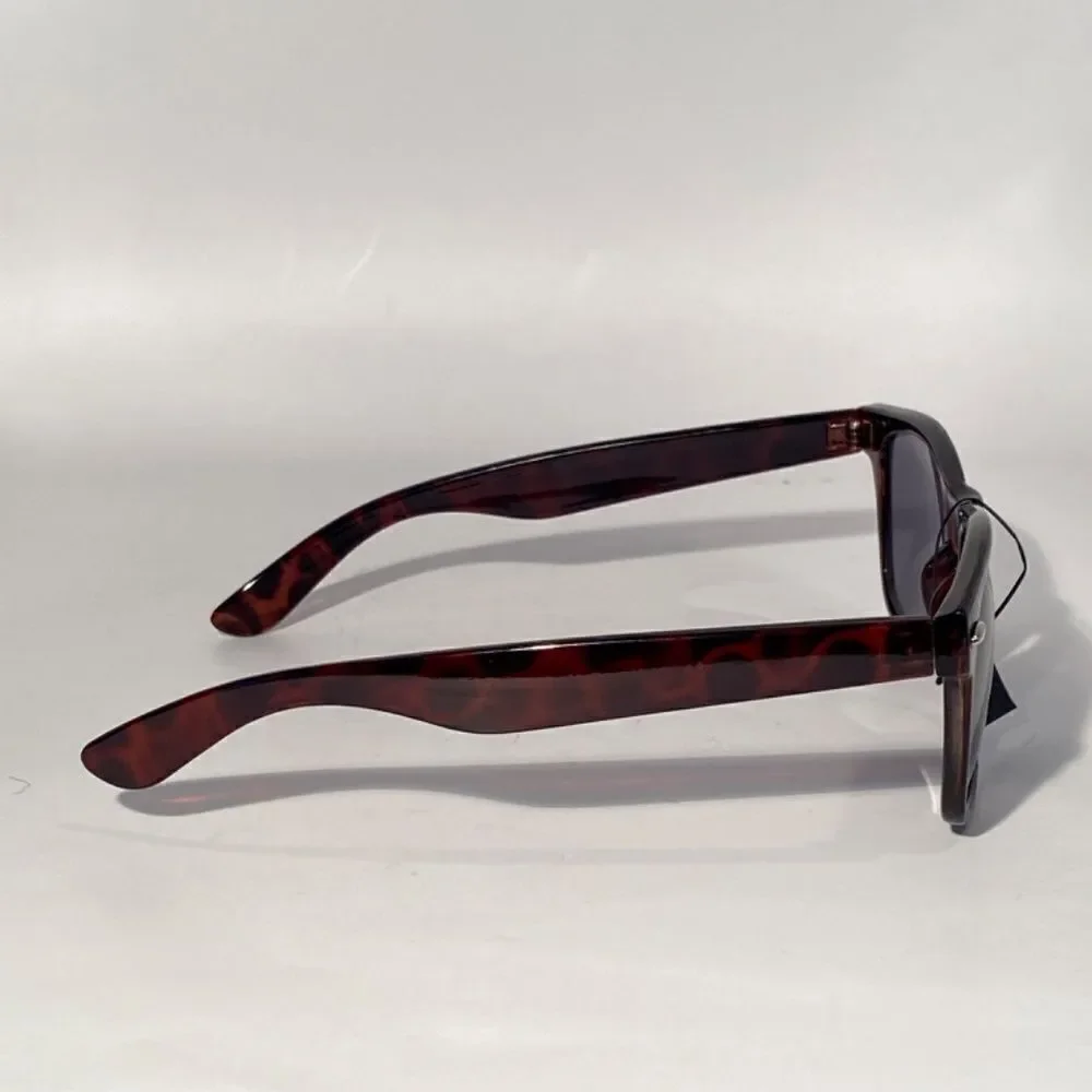 1352 Sunglasses Oversize Black Frames Black Lens NWT - Picture 6 of 9